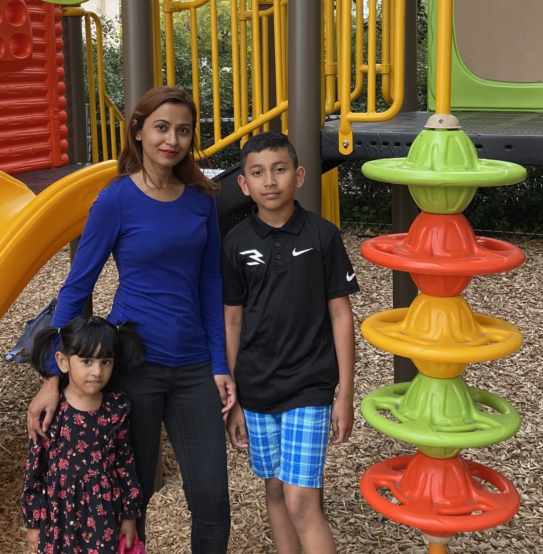 Nusrat Jahan et ses enfants