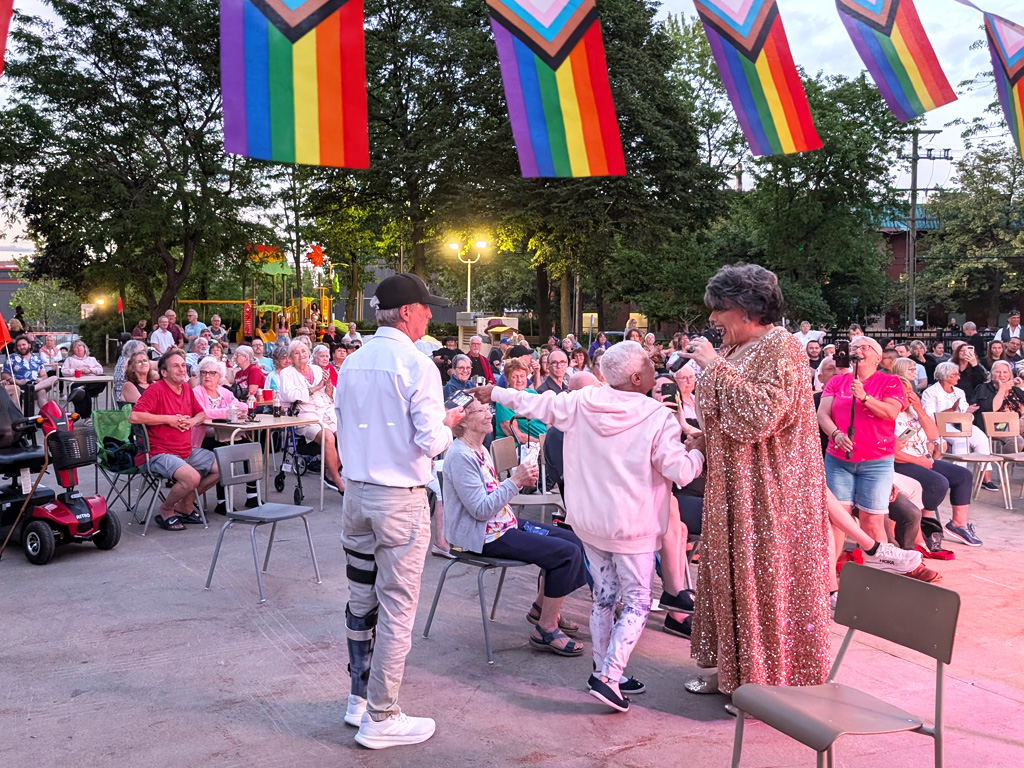 Une première pour les Queens de Frontenac